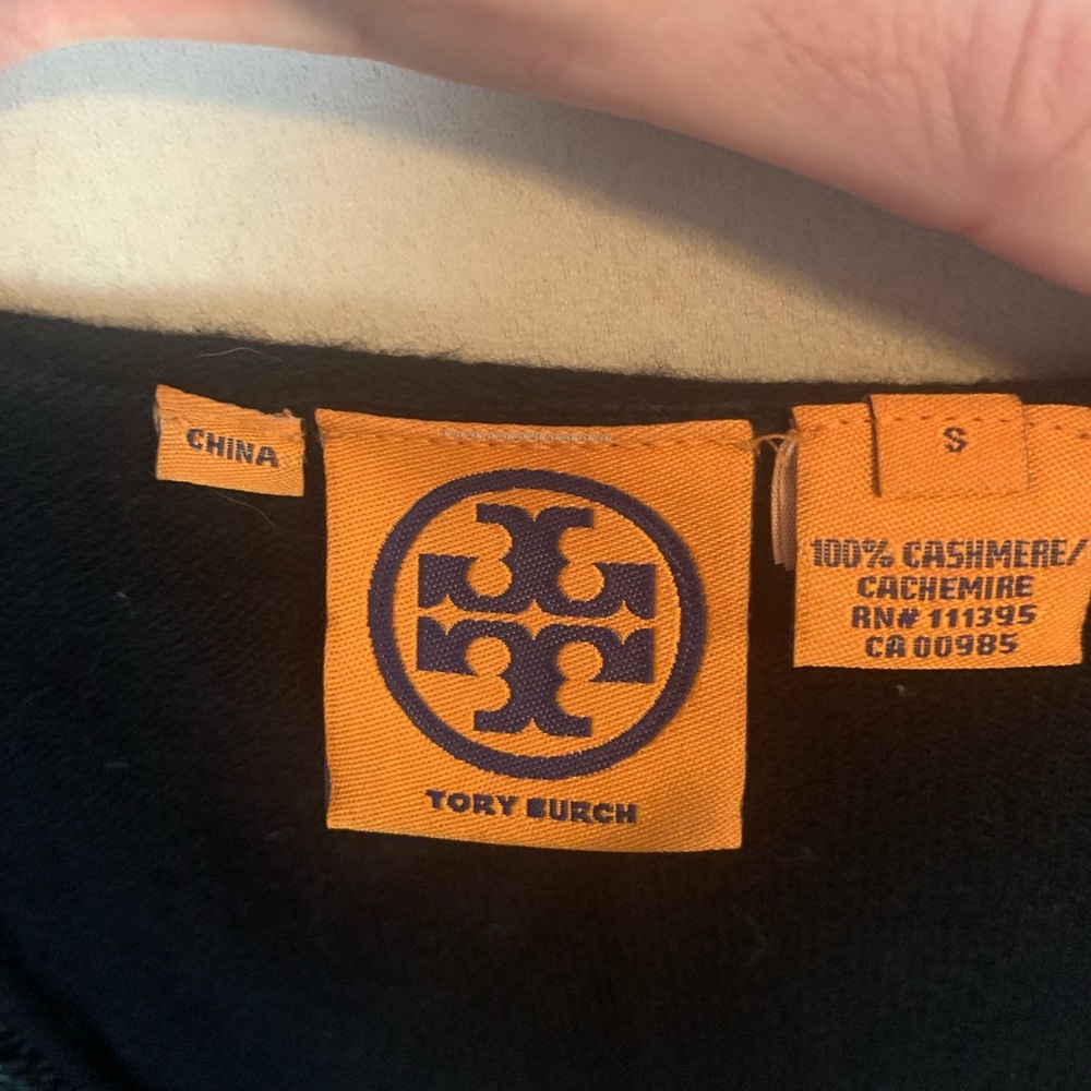 EUC Tory Burch Cashmere top with stunning details